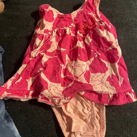 CLOTHING BUNDLE MOST SIZES 6m - 18m baby girl - Picture 17 of 17